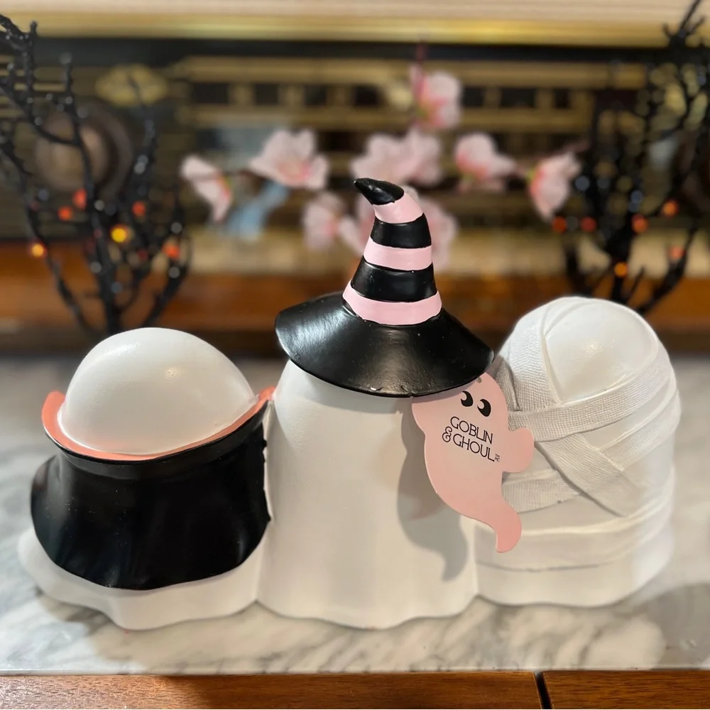 ✨NEW👻Goblin and Ghoul Halloween Ghosts In Costume Trio Decor👻 - Picture 8 of 13